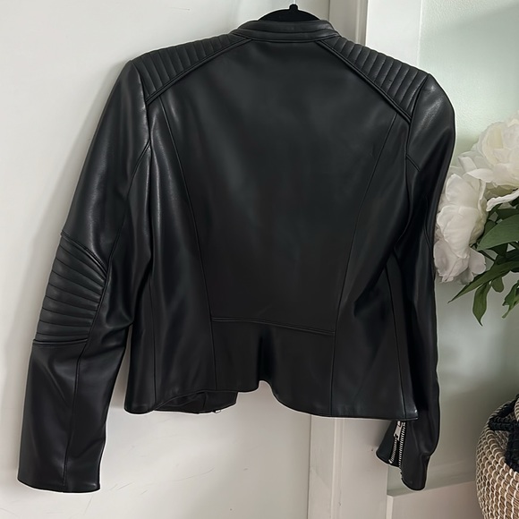 Zara leather jacket size XS - Picture 2 of 2